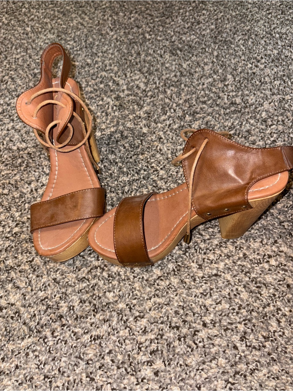 Women’s Brown Leather Lace-Up Block Heel Sandals